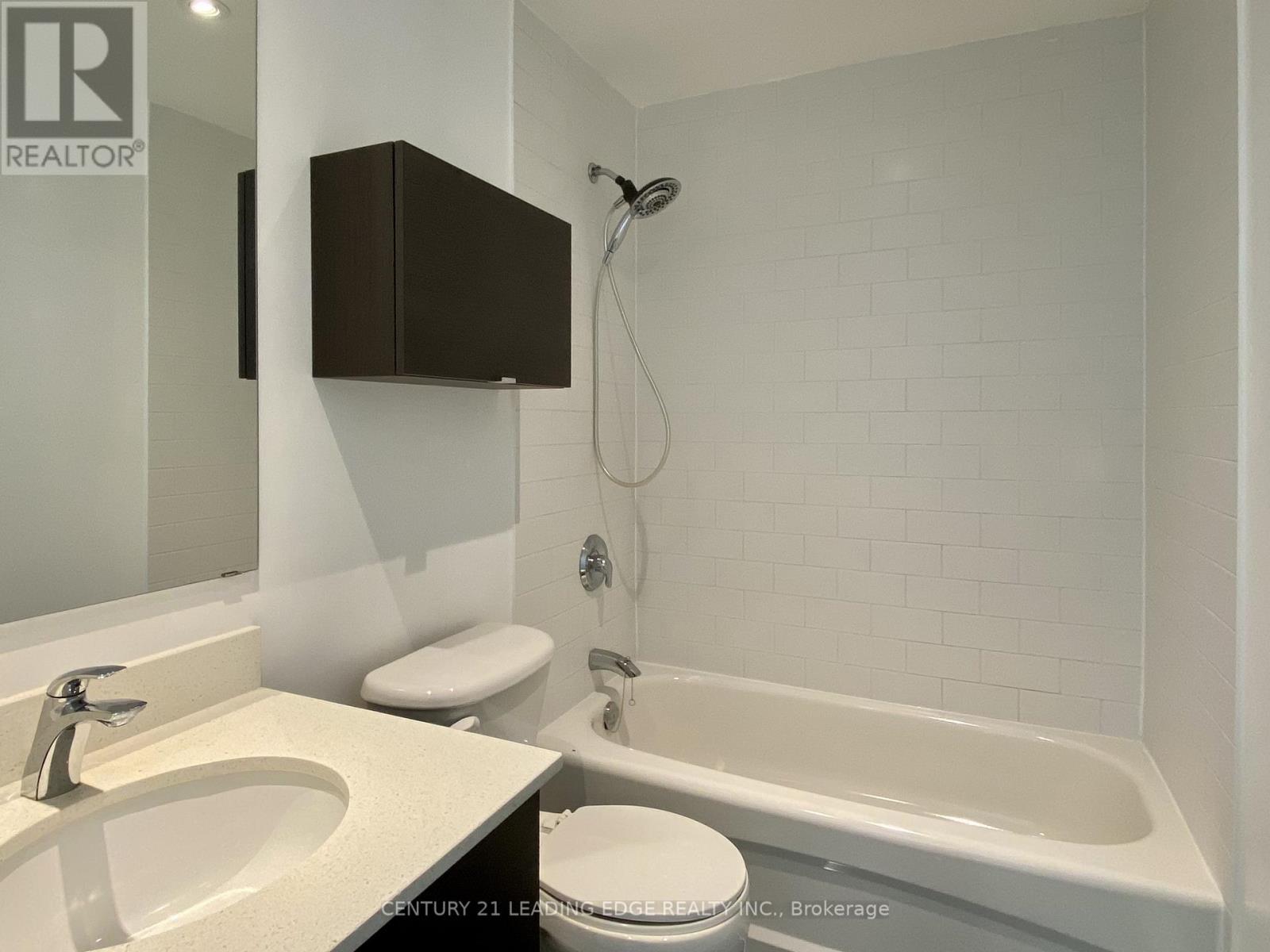 2402 - 281 Mutual Street, Toronto, Ontario  M4Y 1X6 - Photo 15 - C13088954