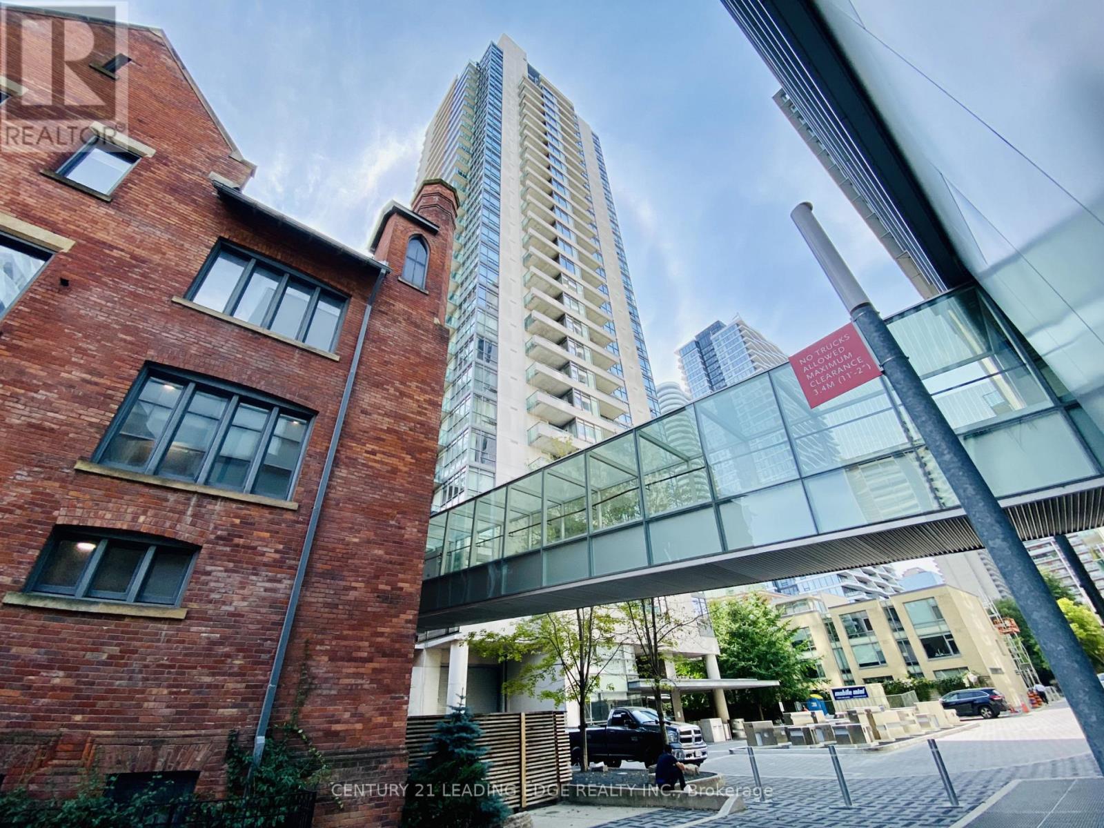 2402 - 281 Mutual Street, Toronto, Ontario  M4Y 1X6 - Photo 23 - C13088954