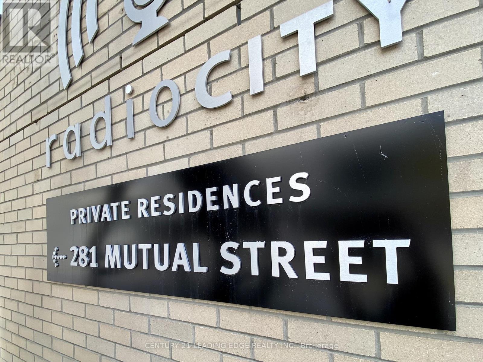 2402 - 281 Mutual Street, Toronto, Ontario  M4Y 1X6 - Photo 24 - C13088954