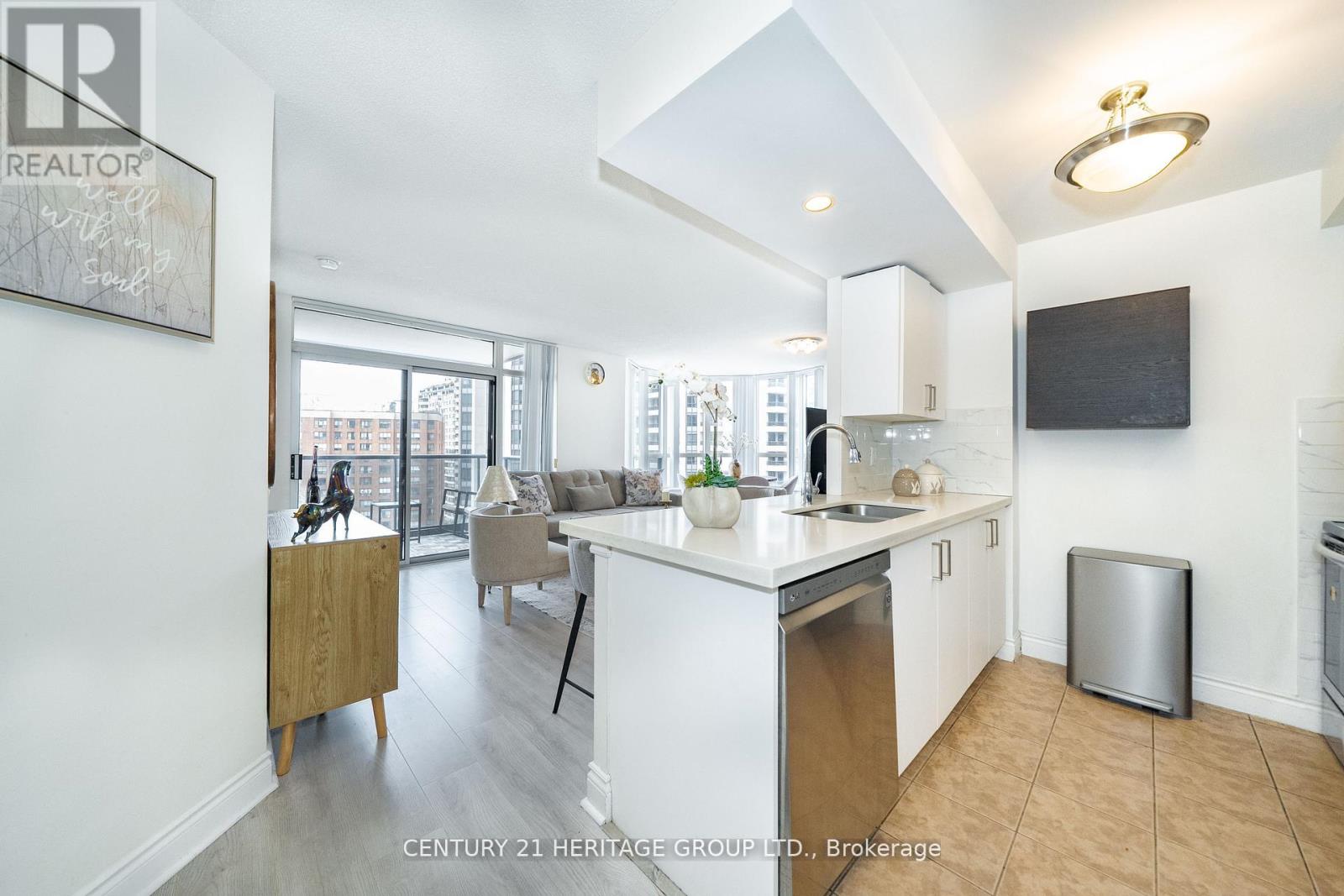 1111 - 10 Northtown Way, Toronto, Ontario  M3H 5S9 - Photo 11 - C13089062