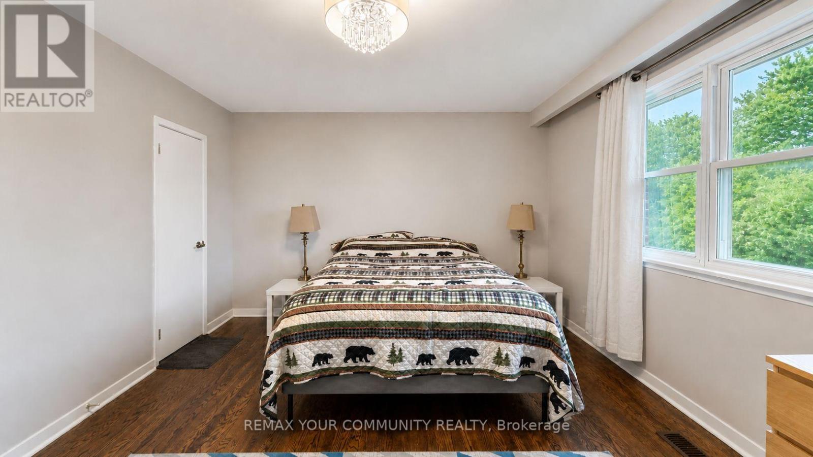 Main - 7 Digby Court, Toronto, Ontario  M2R 2X5 - Photo 21 - C13089178