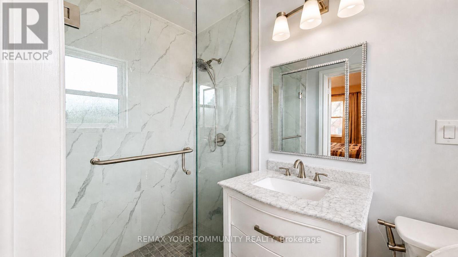 Main - 7 Digby Court, Toronto, Ontario  M2R 2X5 - Photo 22 - C13089178