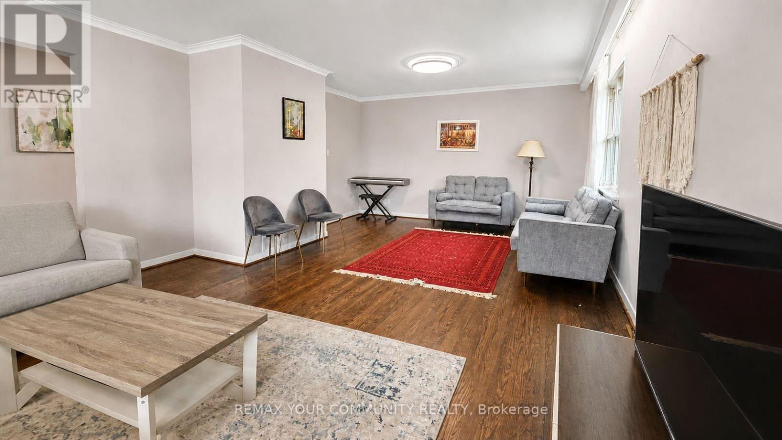 Main - 7 Digby Court, Toronto, Ontario  M2R 2X5 - Photo 8 - C13089178