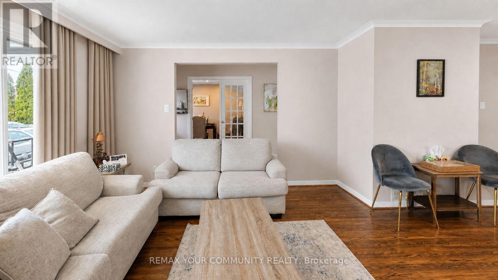 Main - 7 Digby Court, Toronto, Ontario  M2R 2X5 - Photo 9 - C13089178