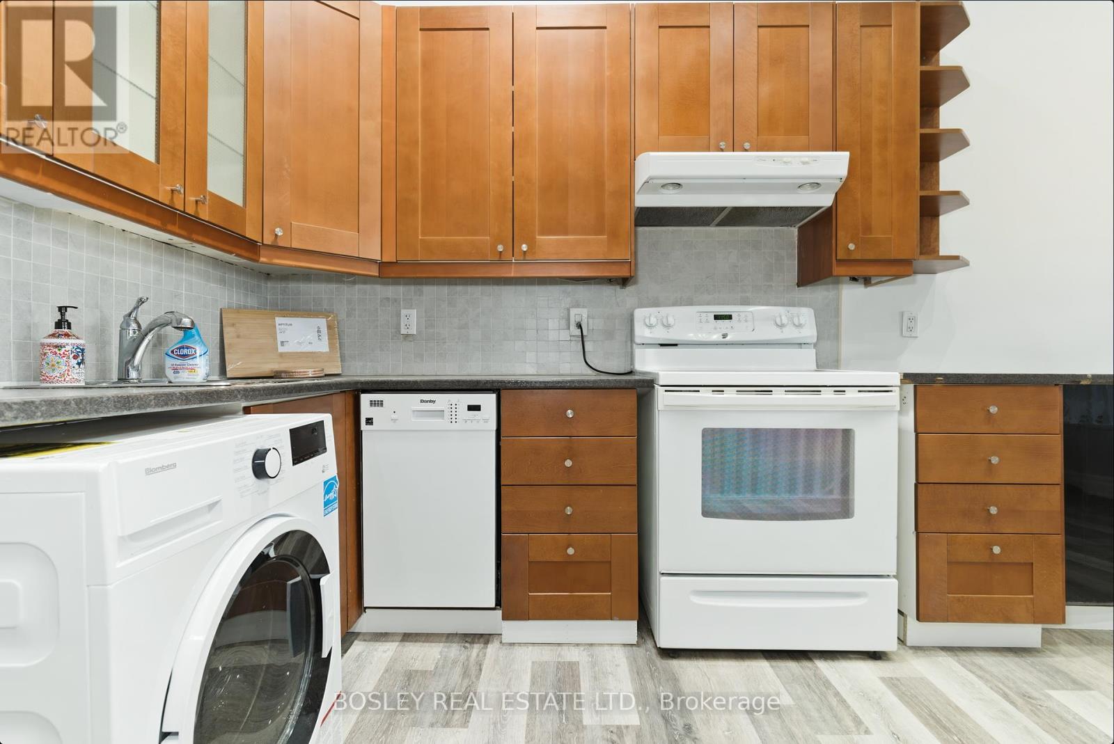 179 Queen Street E, Toronto, Ontario  M5A 1S2 - Photo 25 - C13089180