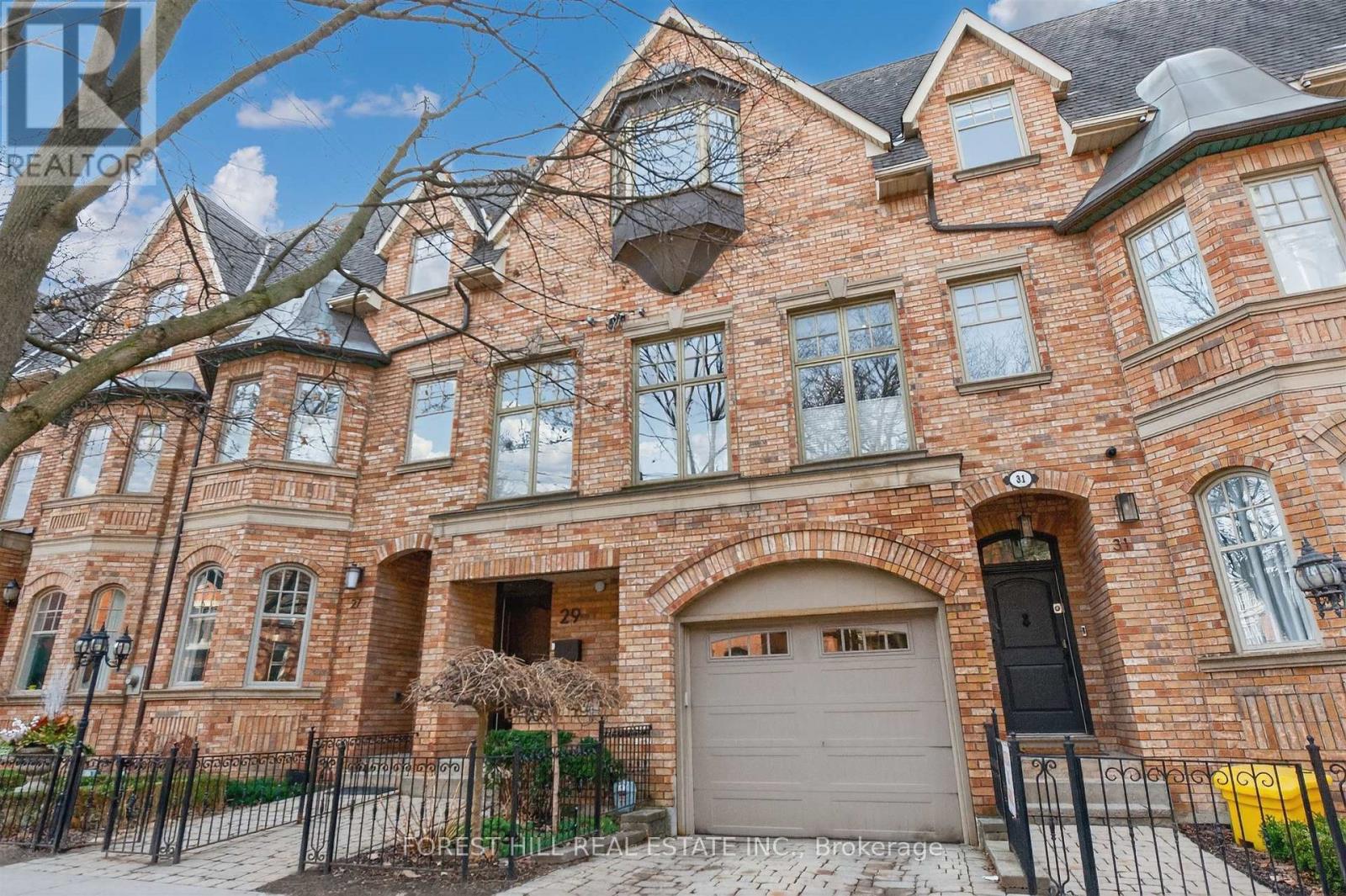 29 Webster Avenue, Toronto, Ontario  M5R 1N6 - Photo 2 - C13089196