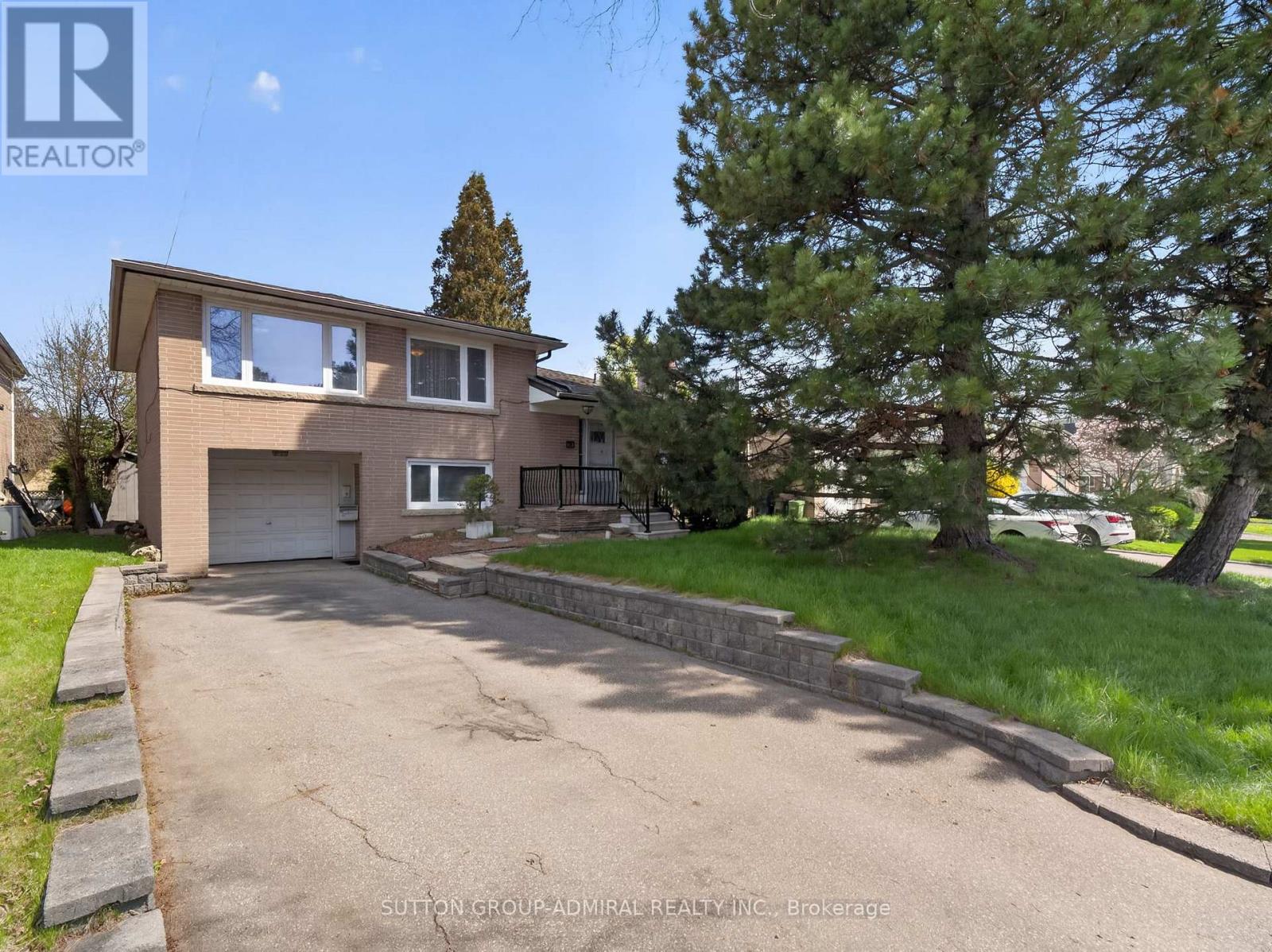 30 Foxwarren Drive, Toronto, Ontario  M2K 1L3 - Photo 2 - C13089216