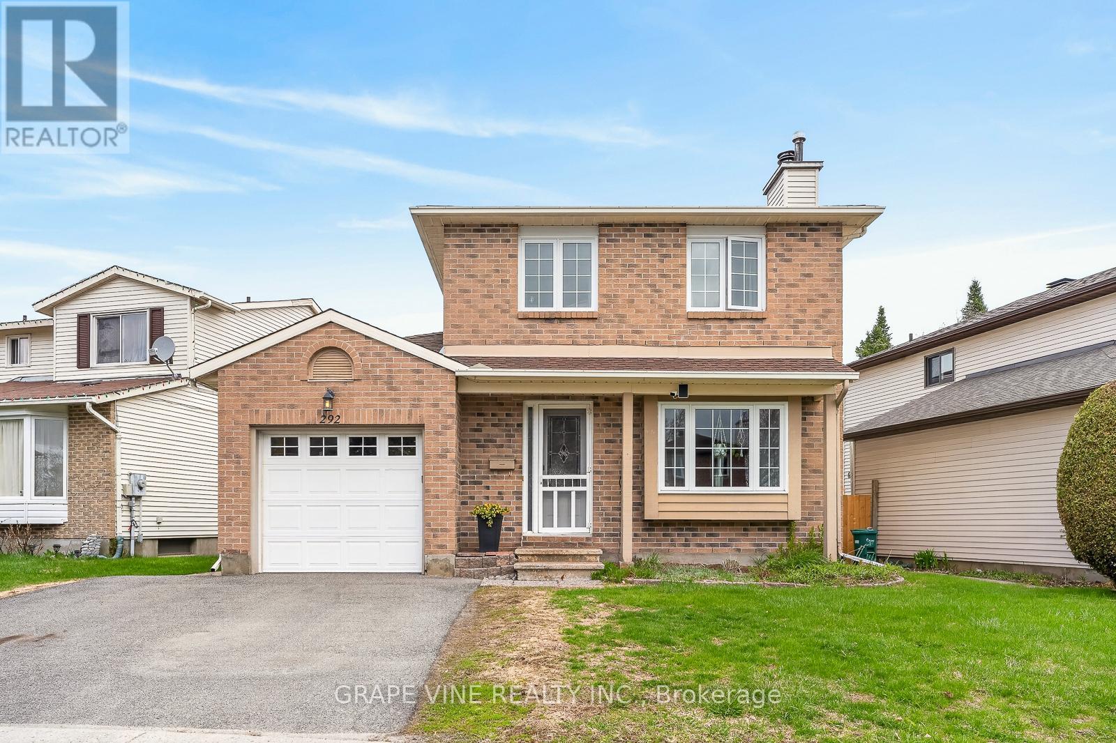 292 DU GRAND BOIS AVENUE, Ottawa, Ontario