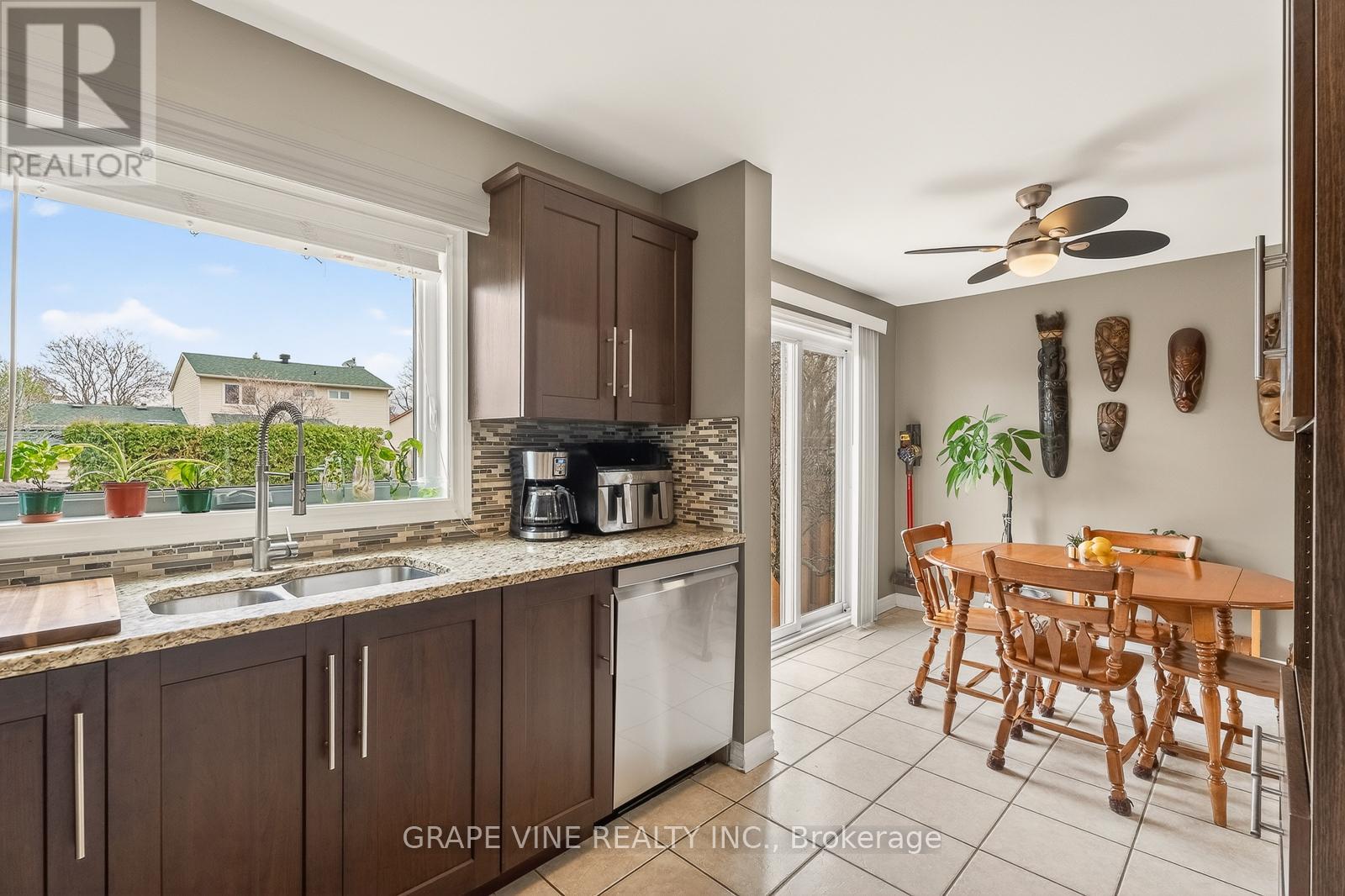 292 Du Grand Bois Avenue, Ottawa, Ontario  K1E 2S6 - Photo 22 - X13088952