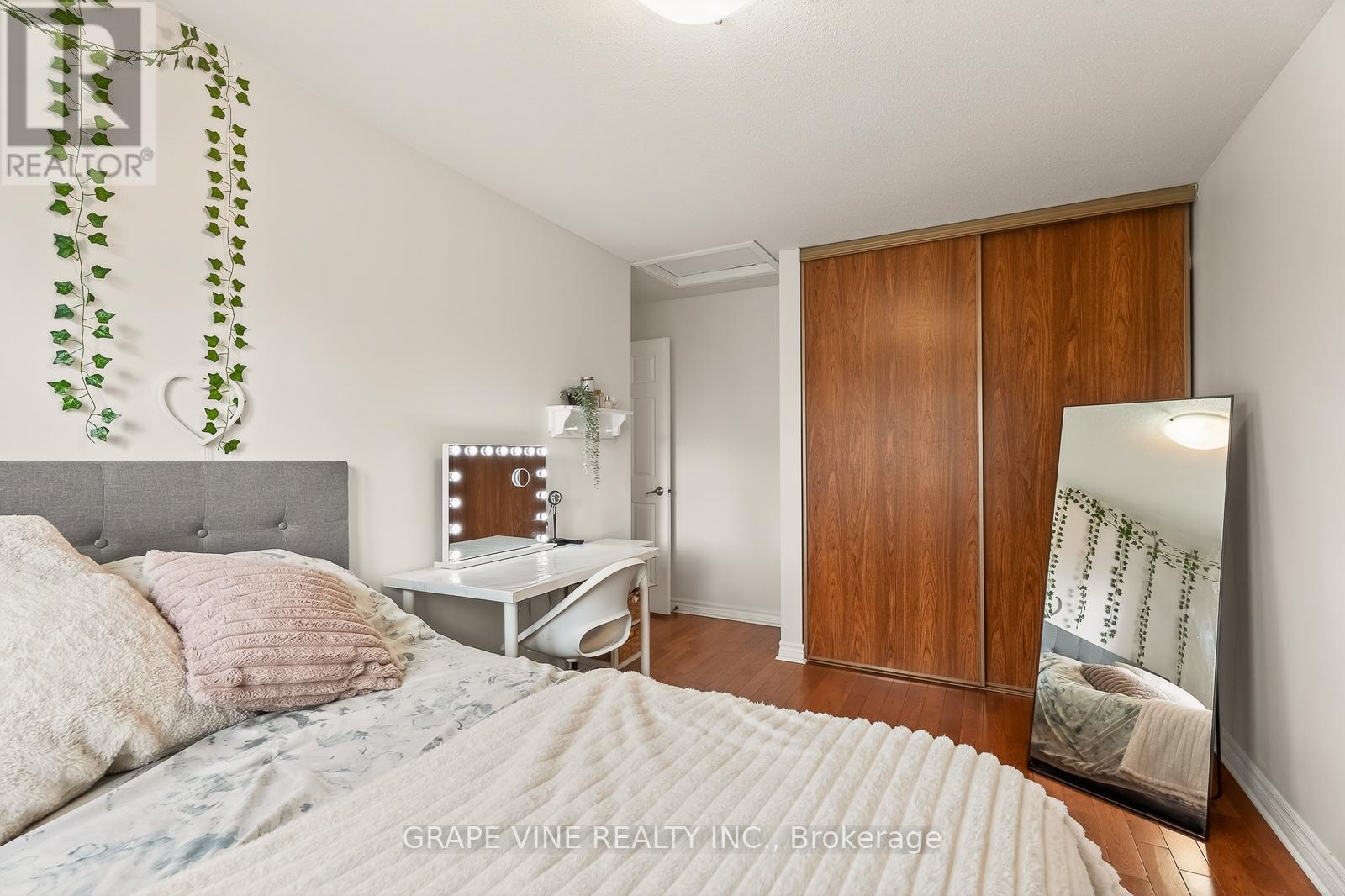 292 Du Grand Bois Avenue, Ottawa, Ontario  K1E 2S6 - Photo 26 - X13088952