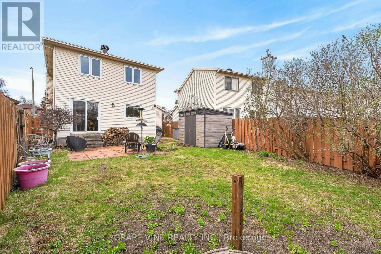 292 Du Grand Bois Avenue, Ottawa, Ontario  K1E 2S6 - Photo 7 - X13088952