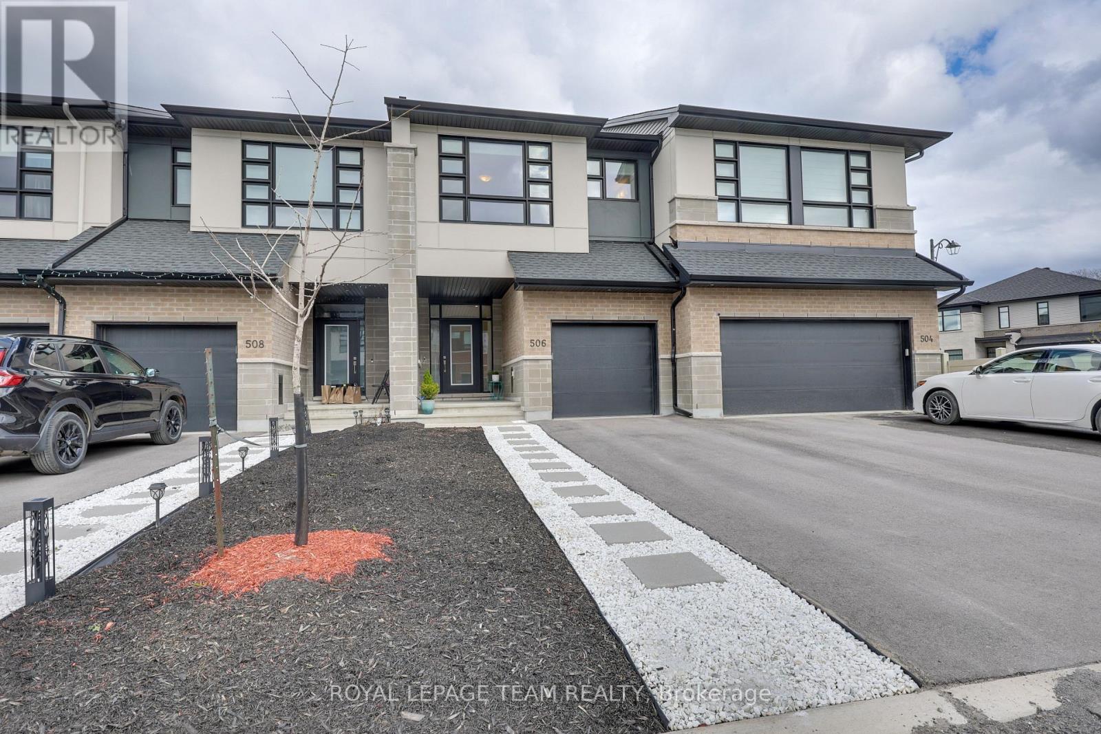 506 Cobra Crescent, Ottawa, Ontario  K2V 0T6 - Photo 2 - X13089064