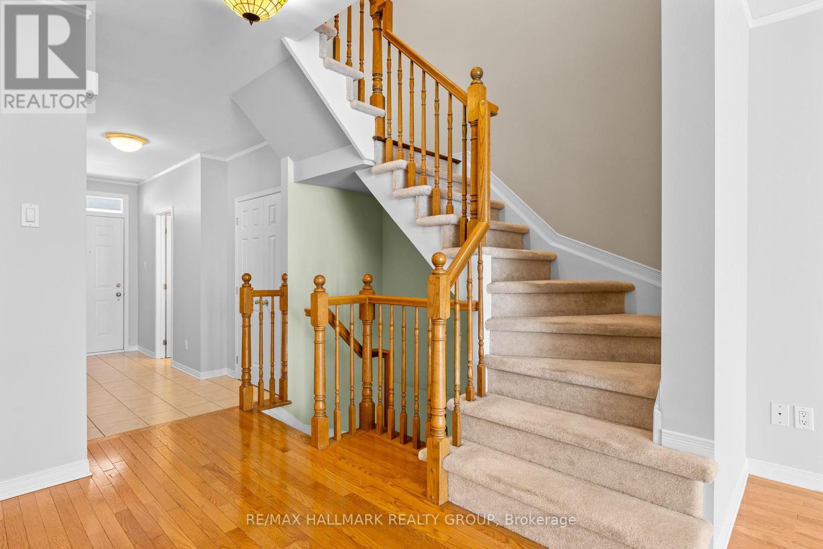 16 Maxton Private, Ottawa, Ontario  K1J 1J2 - Photo 15 - X13089110