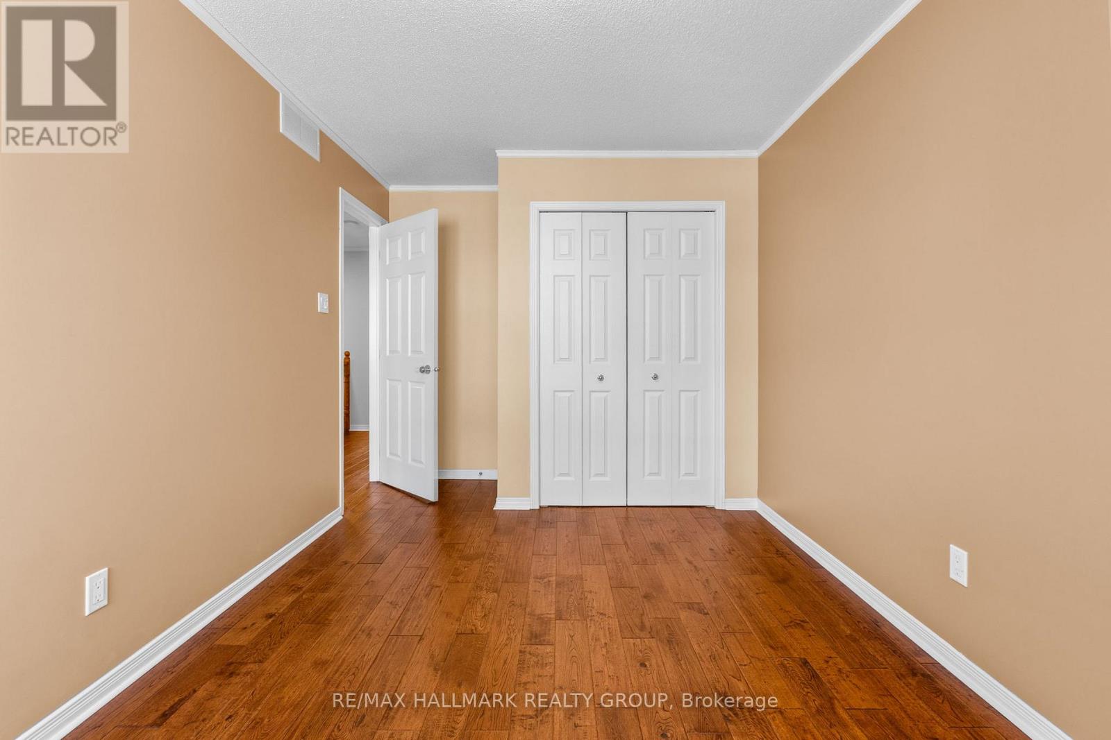 16 Maxton Private, Ottawa, Ontario  K1J 1J2 - Photo 28 - X13089110