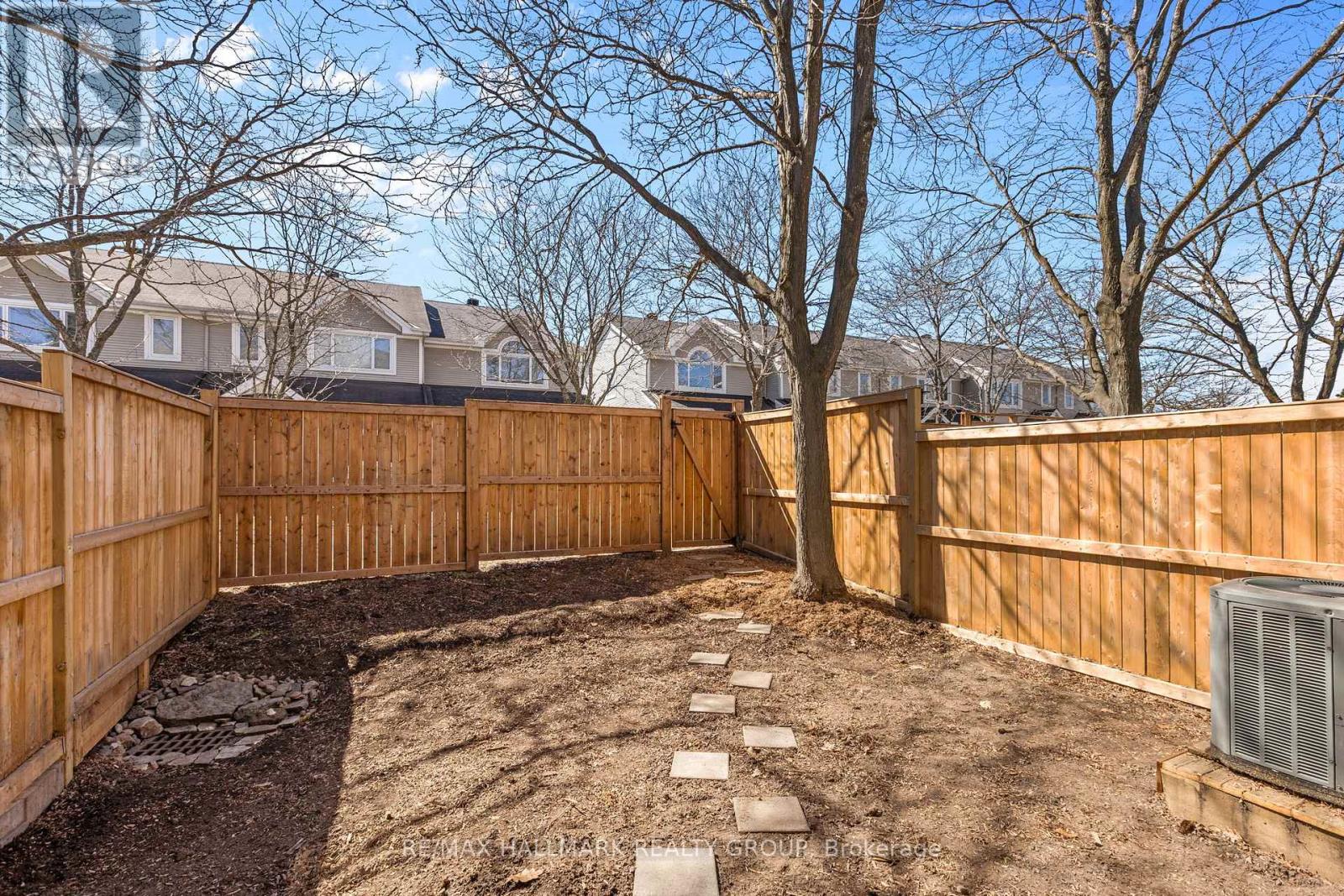 16 Maxton Private, Ottawa, Ontario  K1J 1J2 - Photo 37 - X13089110