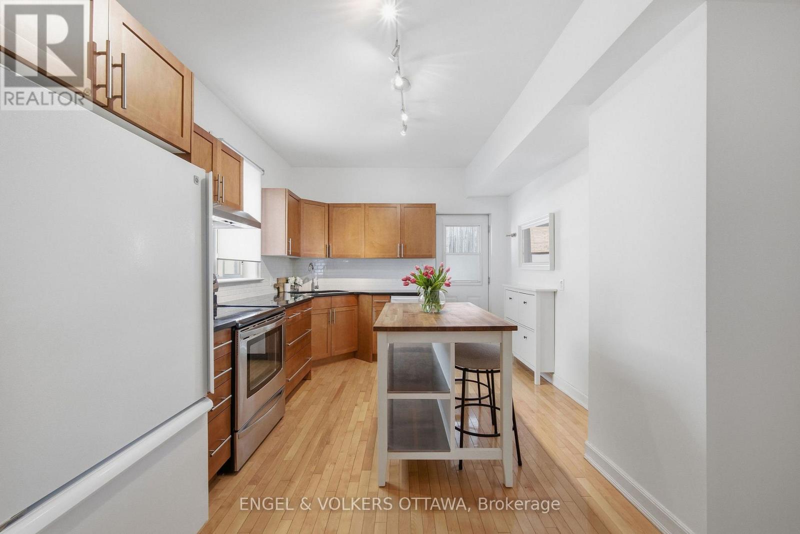107 Rochester Street, Ottawa, Ontario  K1R 7L9 - Photo 14 - X13089228