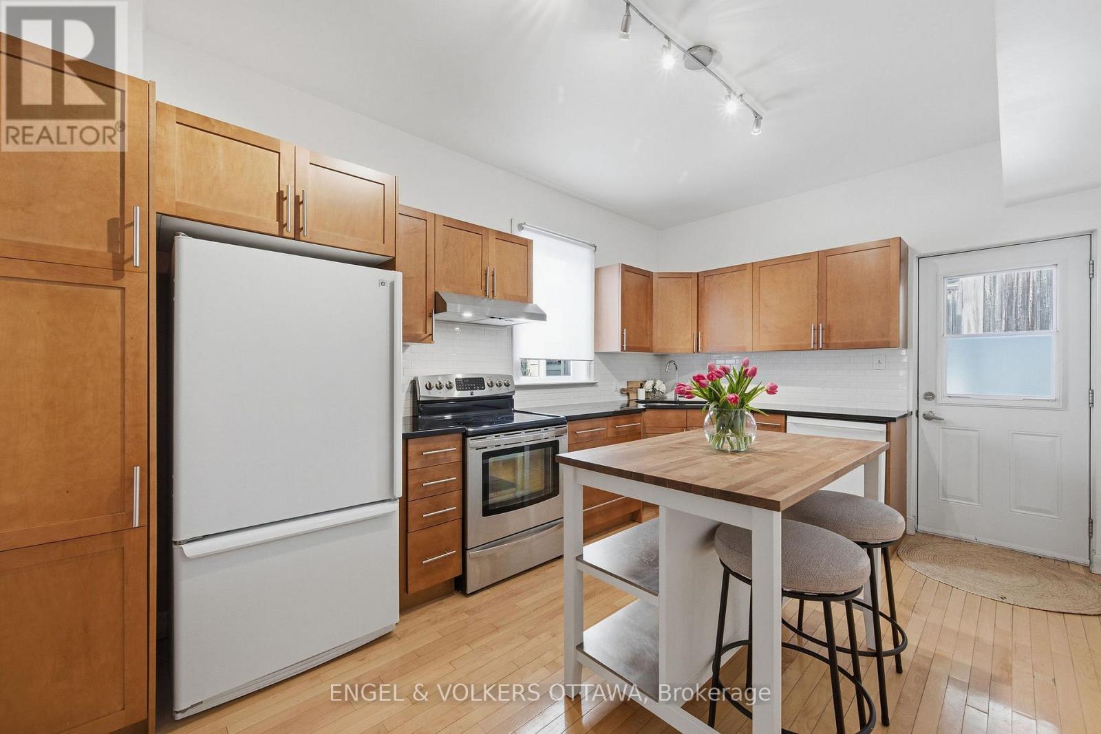 107 Rochester Street, Ottawa, Ontario  K1R 7L9 - Photo 15 - X13089228