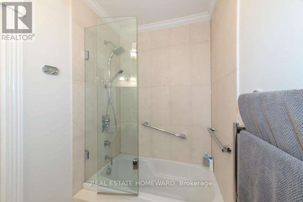55 Devon Road, Toronto, Ontario  M4E 2J7 - Photo 10 - E13089002