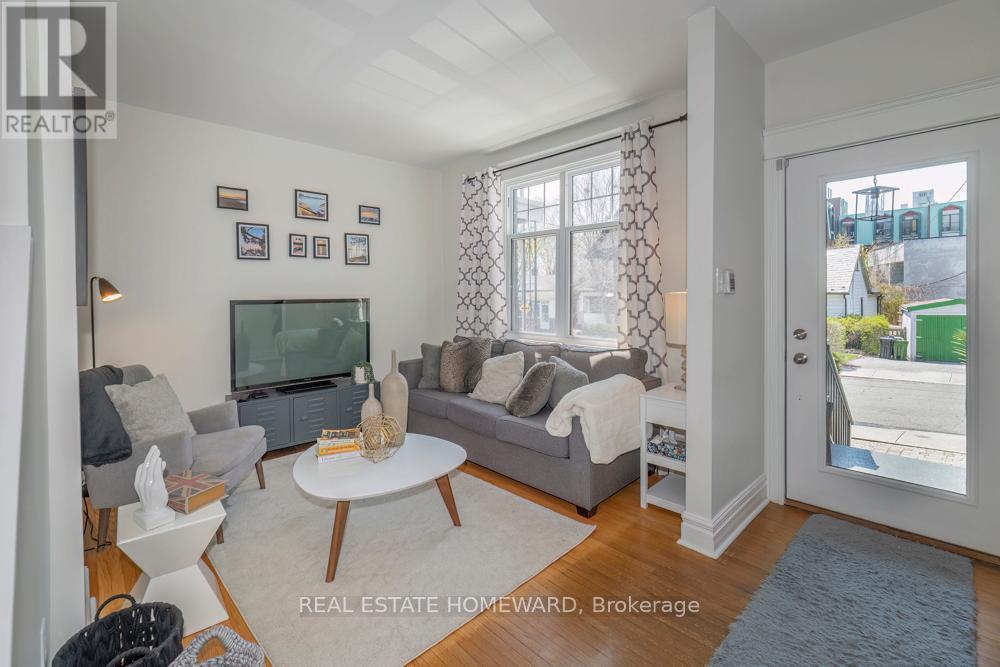 55 Devon Road, Toronto, Ontario  M4E 2J7 - Photo 3 - E13089002