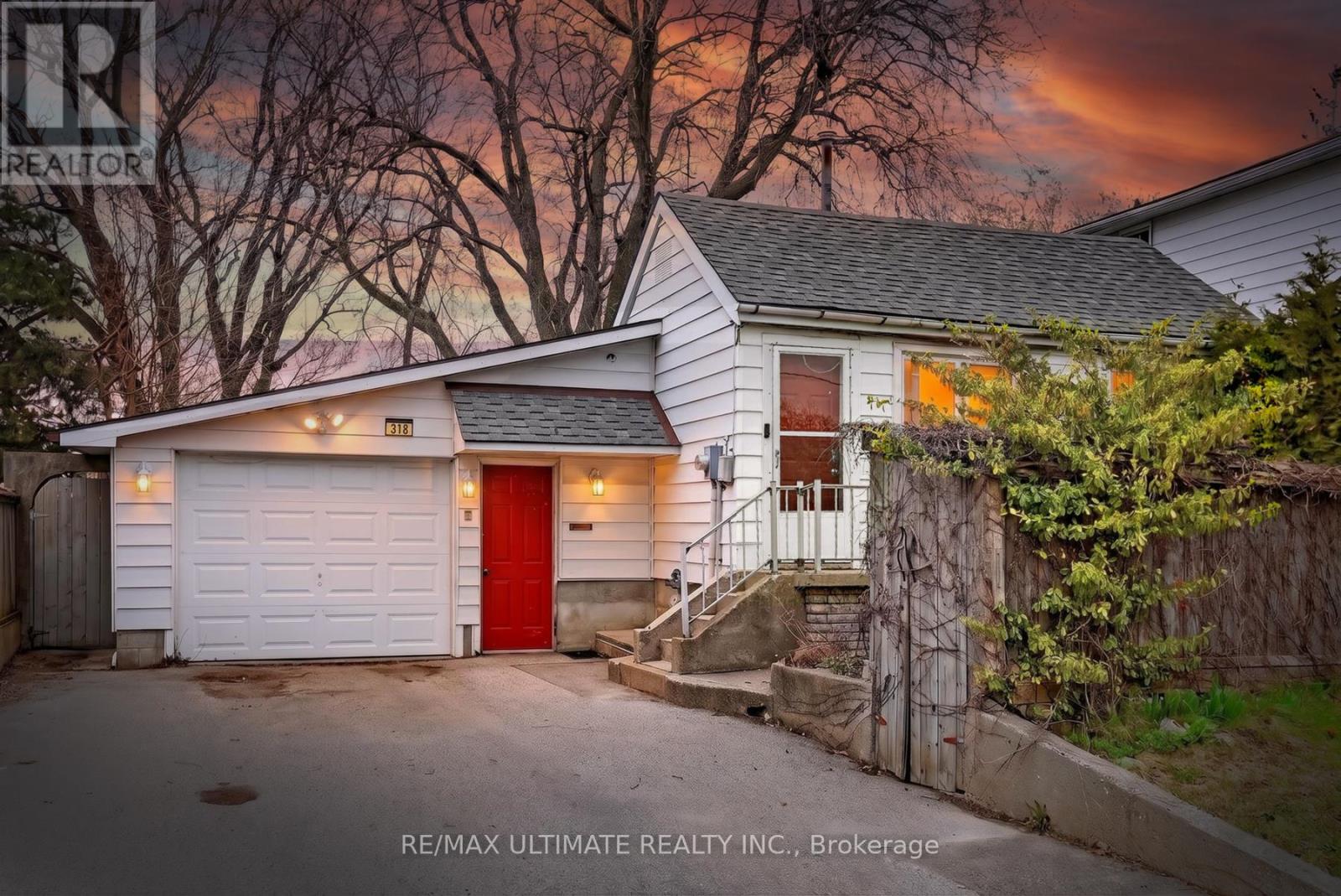 378 KENNEDY ROAD, Toronto, Ontario
