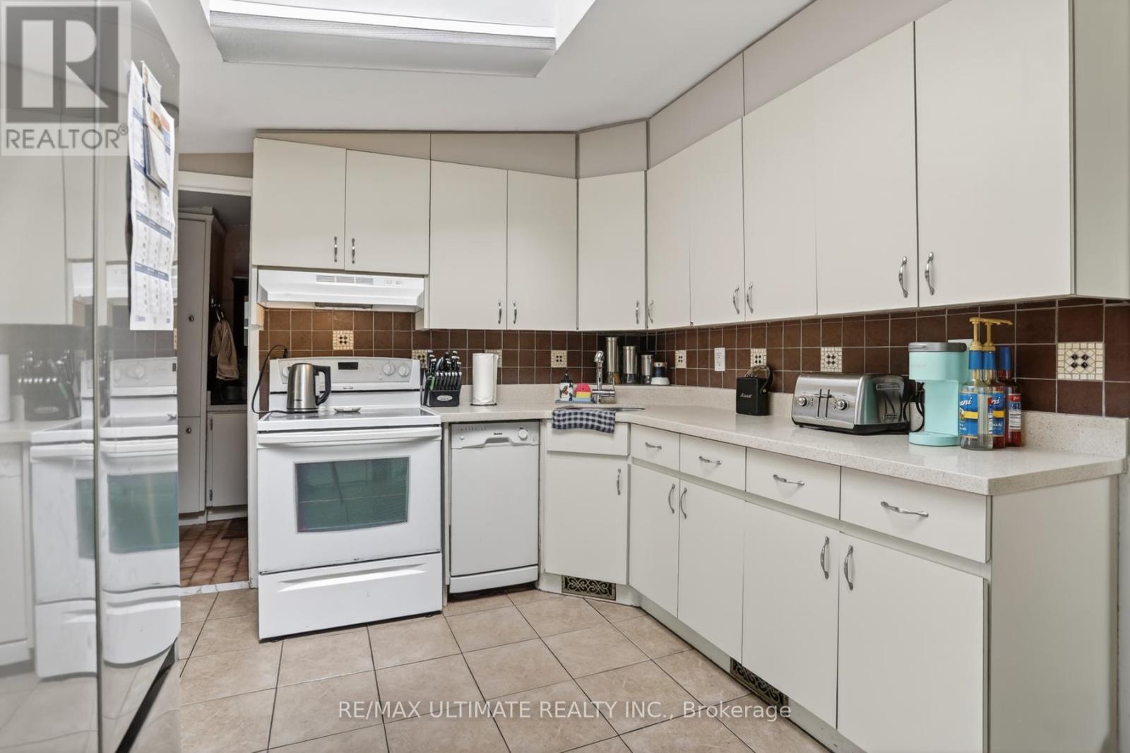 378 Kennedy Road, Toronto, Ontario  M1K 2A5 - Photo 14 - E13089218