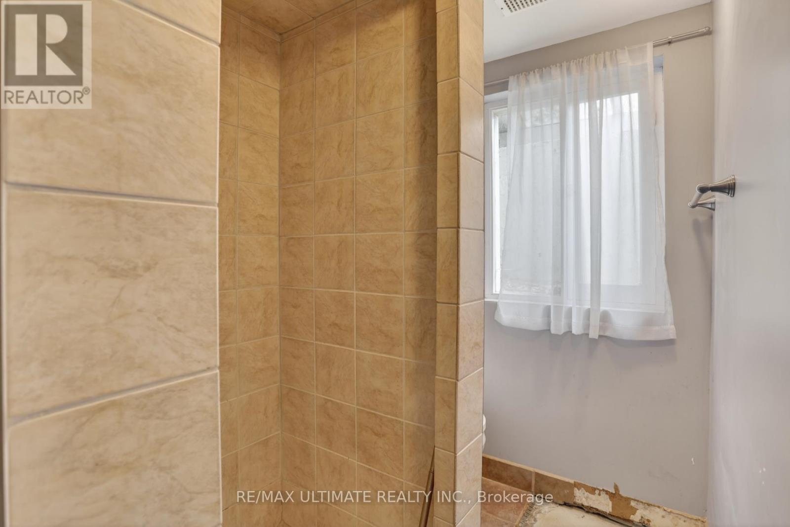 378 Kennedy Road, Toronto, Ontario  M1K 2A5 - Photo 35 - E13089218