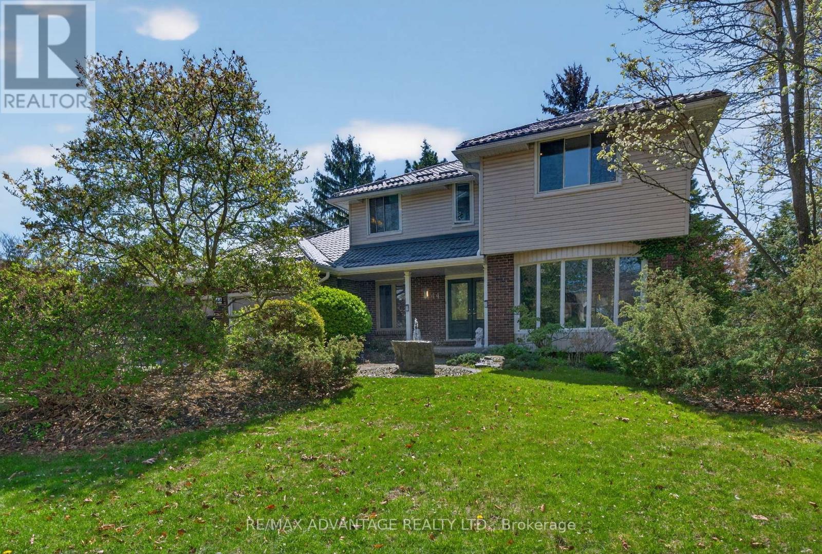 44 Northcrest Drive, London North, Ontario  N5X 2V8 - Photo 4 - X13089100