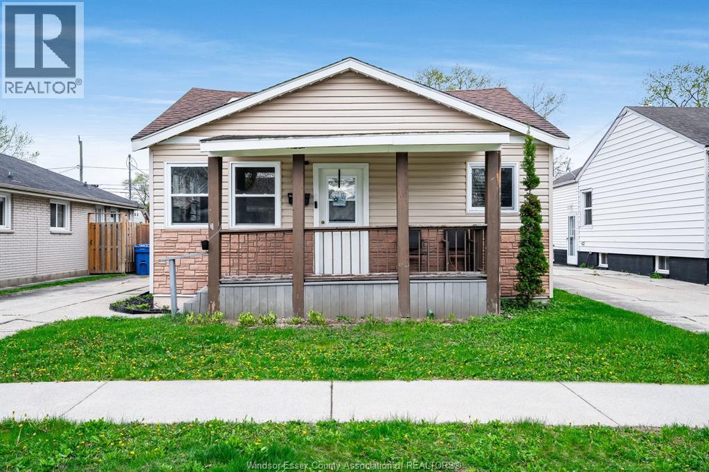 MLS# 26010226: 1451 Aubin, Windsor, Canada