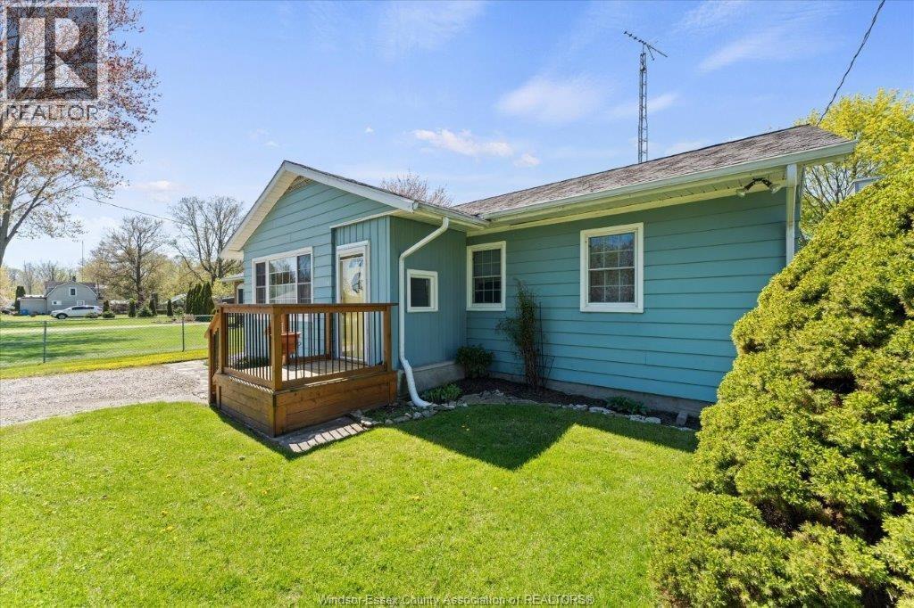 73 Pulley Road, Leamington, Ontario  N0P 2P0 - Photo 2 - 26010225