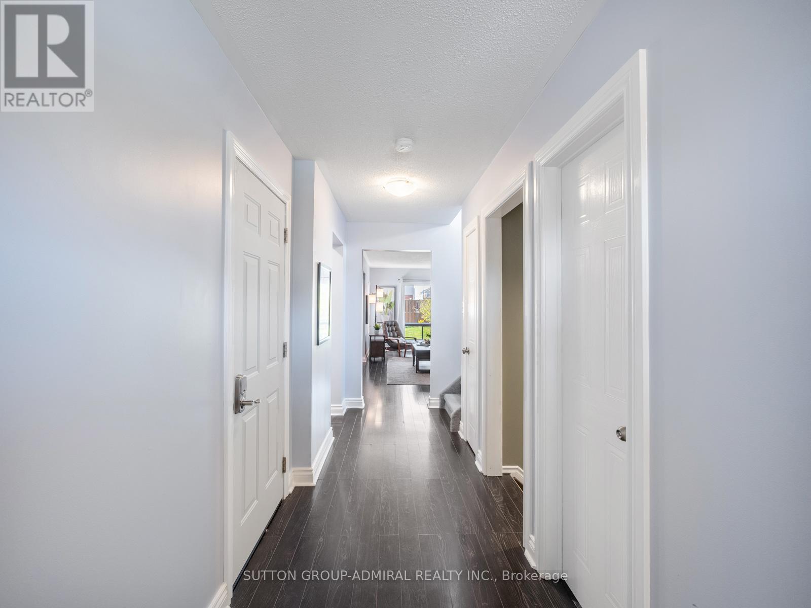 52 Longview Drive, Bradford West Gwillimbury, Ontario  L3Z 2H3 - Photo 3 - N13088876