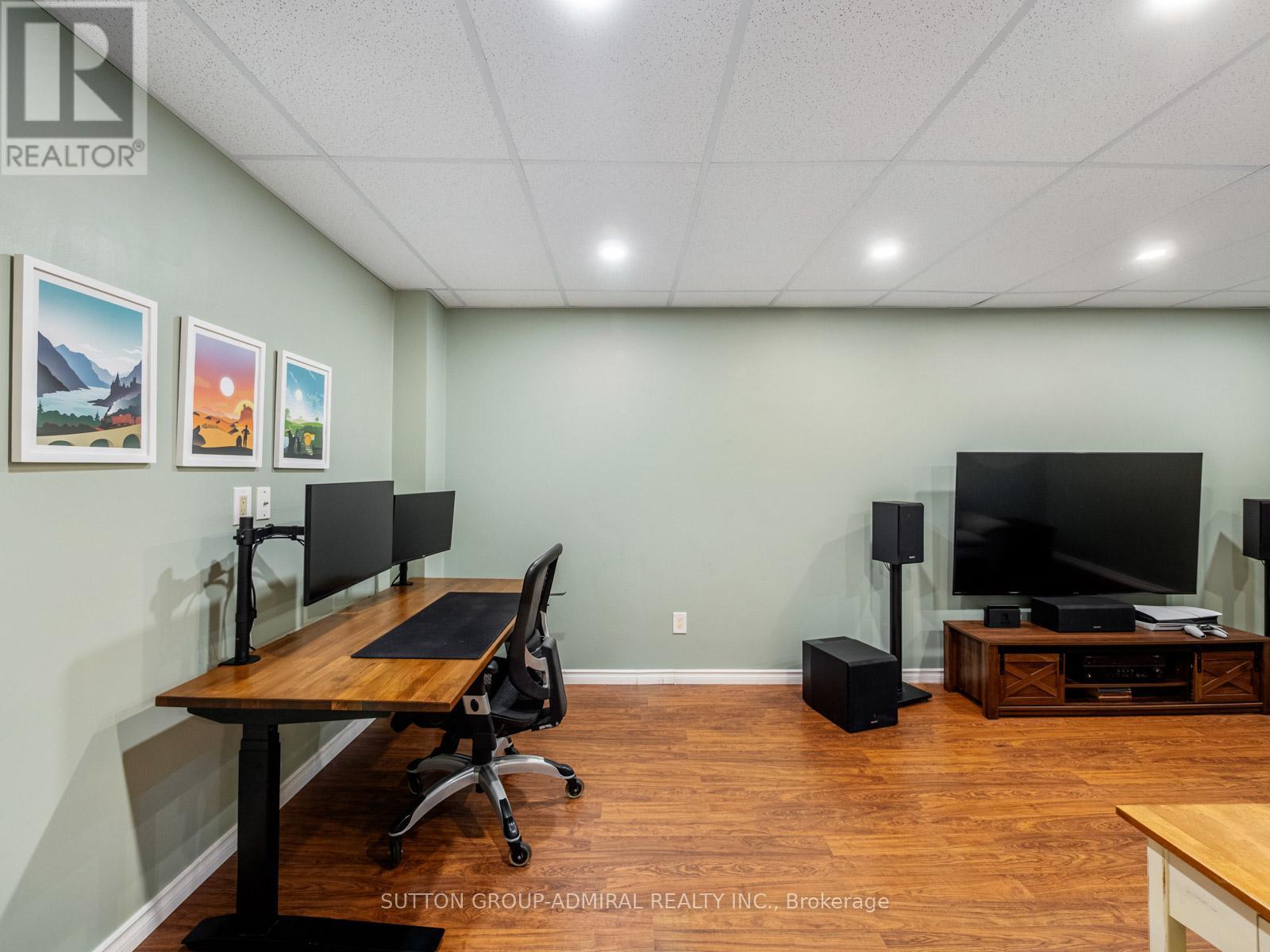 52 Longview Drive, Bradford West Gwillimbury, Ontario  L3Z 2H3 - Photo 32 - N13088876