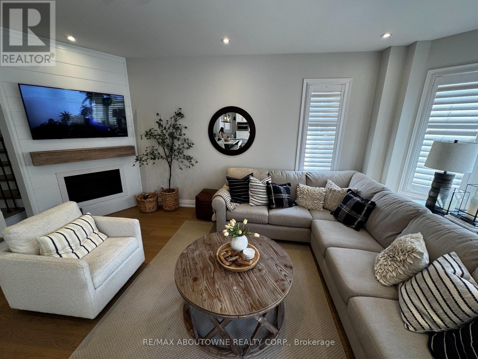 85 Earl Stewart Drive, Aurora, Ontario  L4G 7P4 - Photo 8 - N13088898