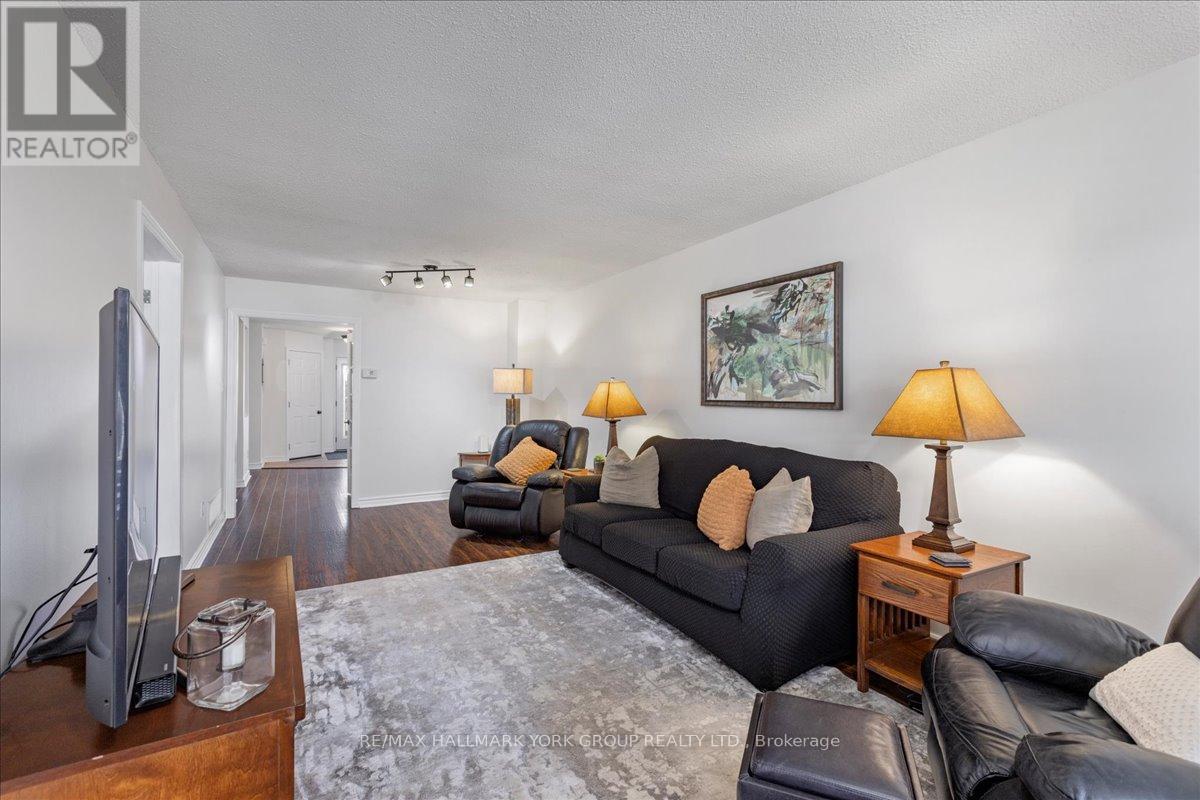 20 Sunbird Boulevard, Georgina, Ontario  L4P 3R9 - Photo 15 - N13089054