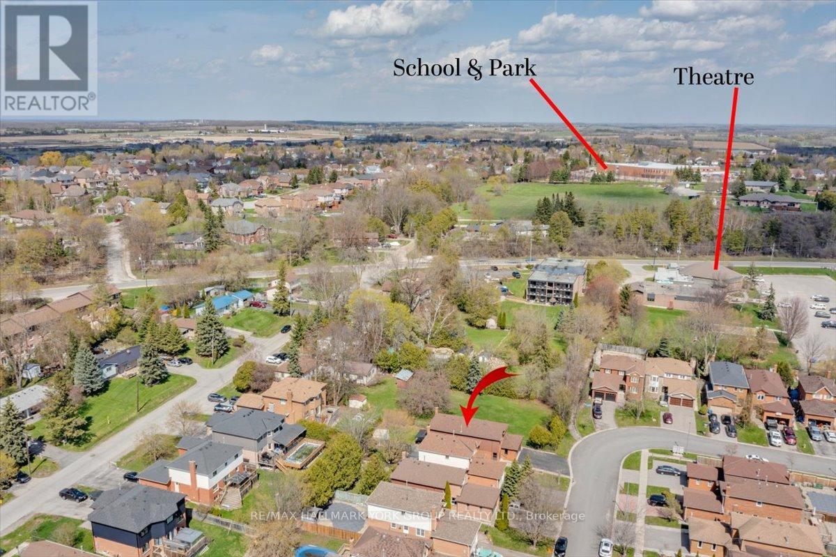 20 Sunbird Boulevard, Georgina, Ontario  L4P 3R9 - Photo 2 - N13089054