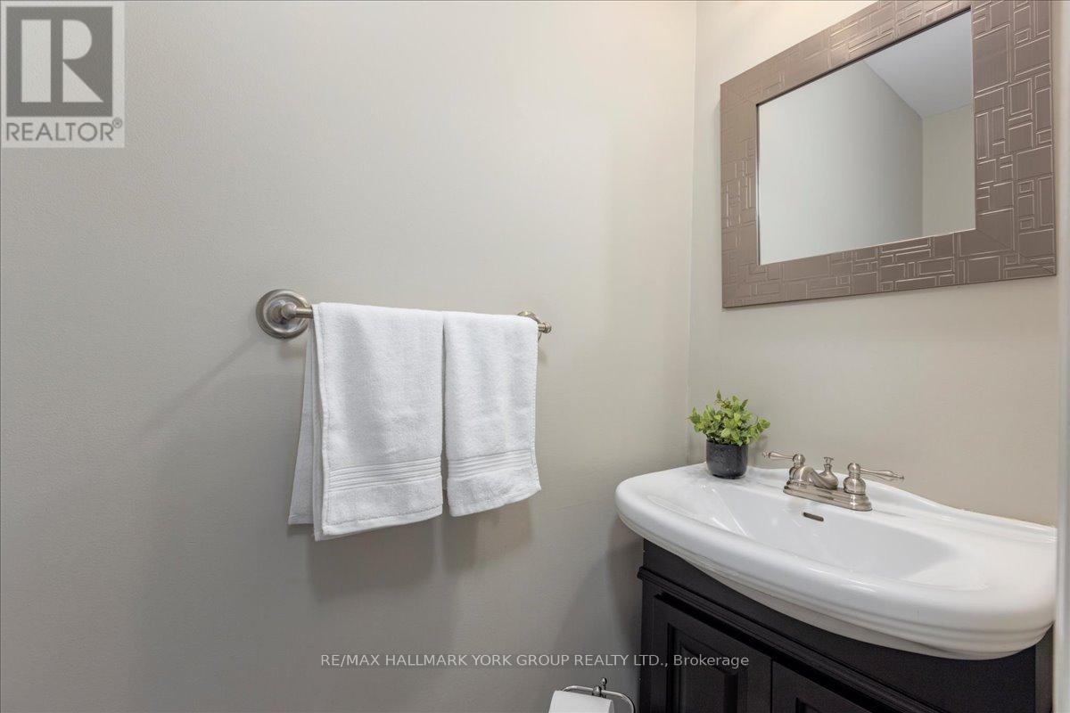 20 Sunbird Boulevard, Georgina, Ontario  L4P 3R9 - Photo 20 - N13089054