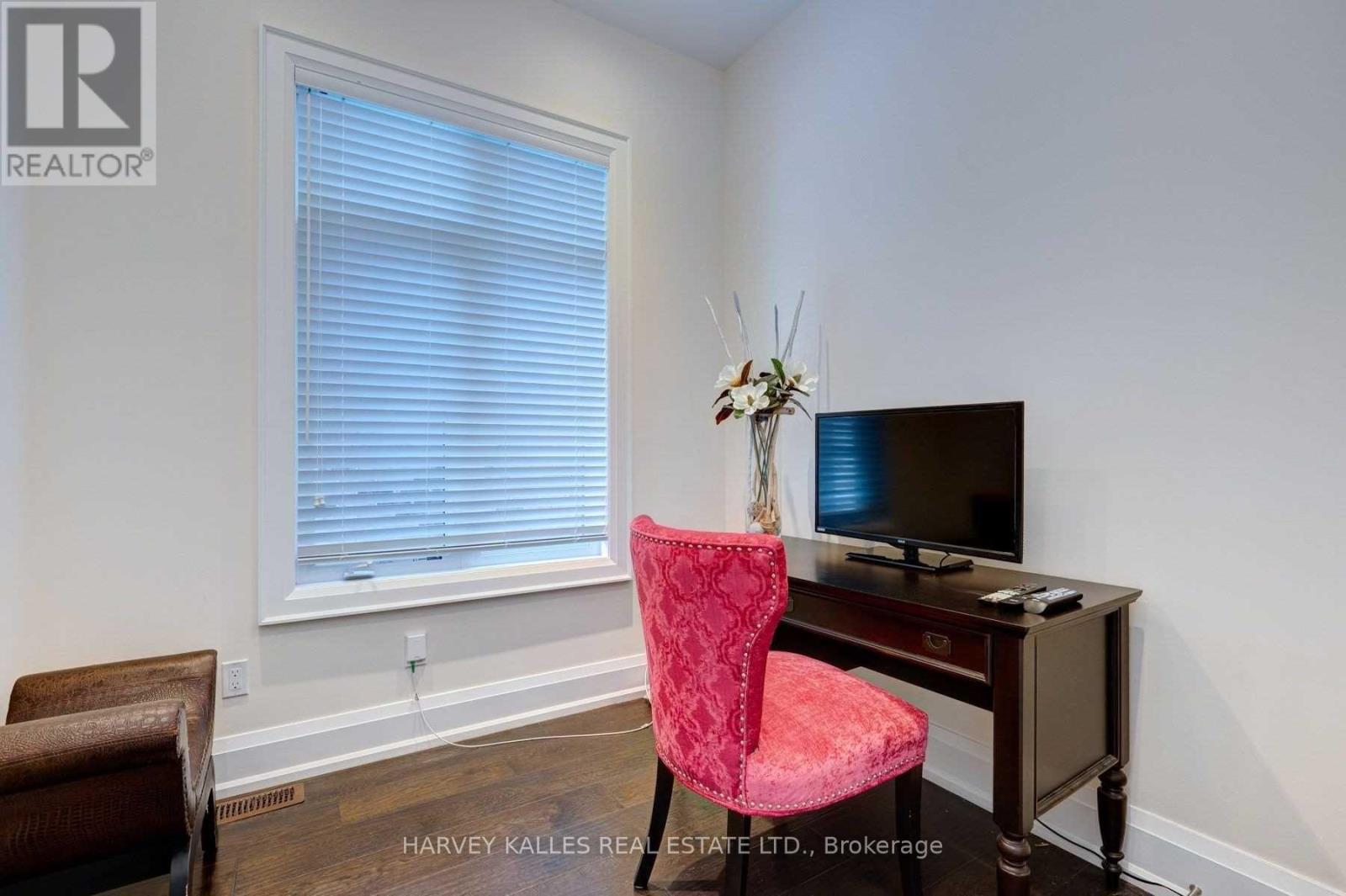 76 Baldry Avenue, Vaughan, Ontario  L6A 4X9 - Photo 3 - N13089122