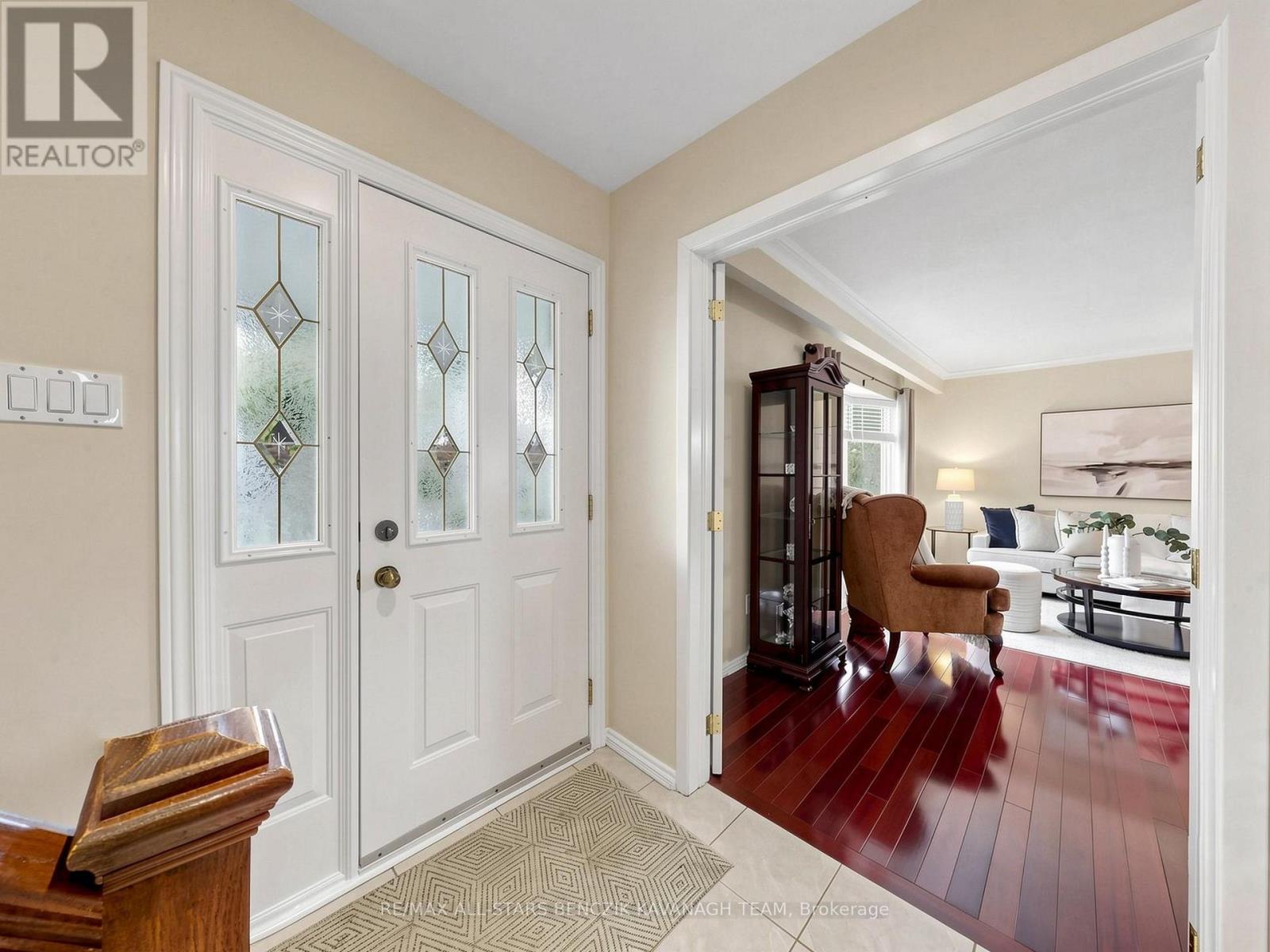 32 Pringle Avenue, Markham, Ontario  L3P 2P4 - Photo 4 - N13089226
