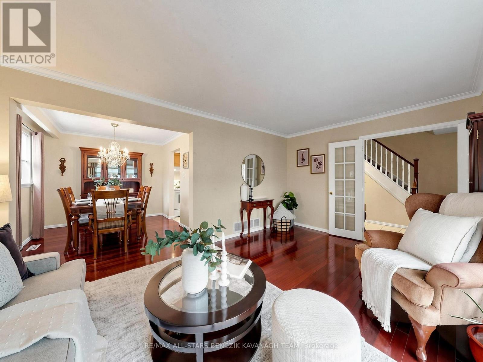 32 Pringle Avenue, Markham, Ontario  L3P 2P4 - Photo 6 - N13089226