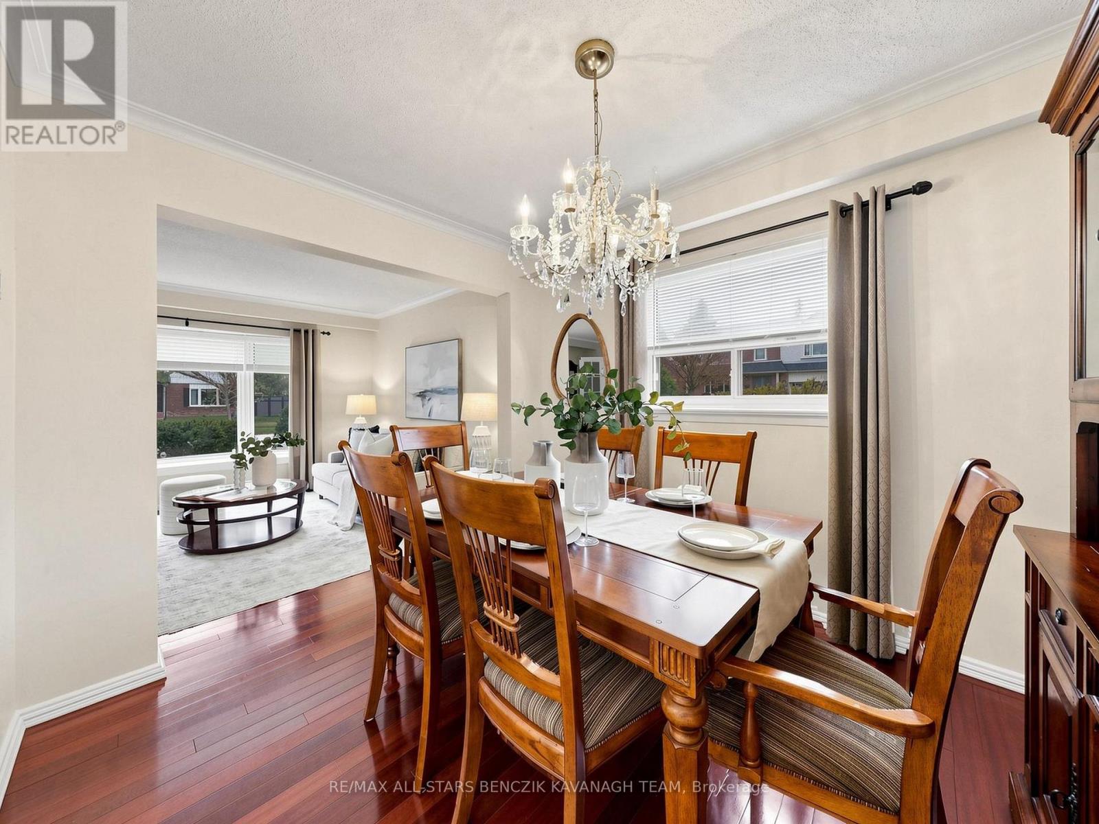 32 Pringle Avenue, Markham, Ontario  L3P 2P4 - Photo 7 - N13089226