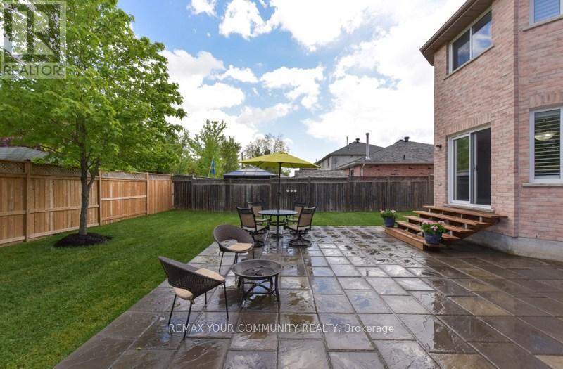 110 Ruffet Drive, Barrie, Ontario  L4N 0N6 - Photo 2 - S13088828