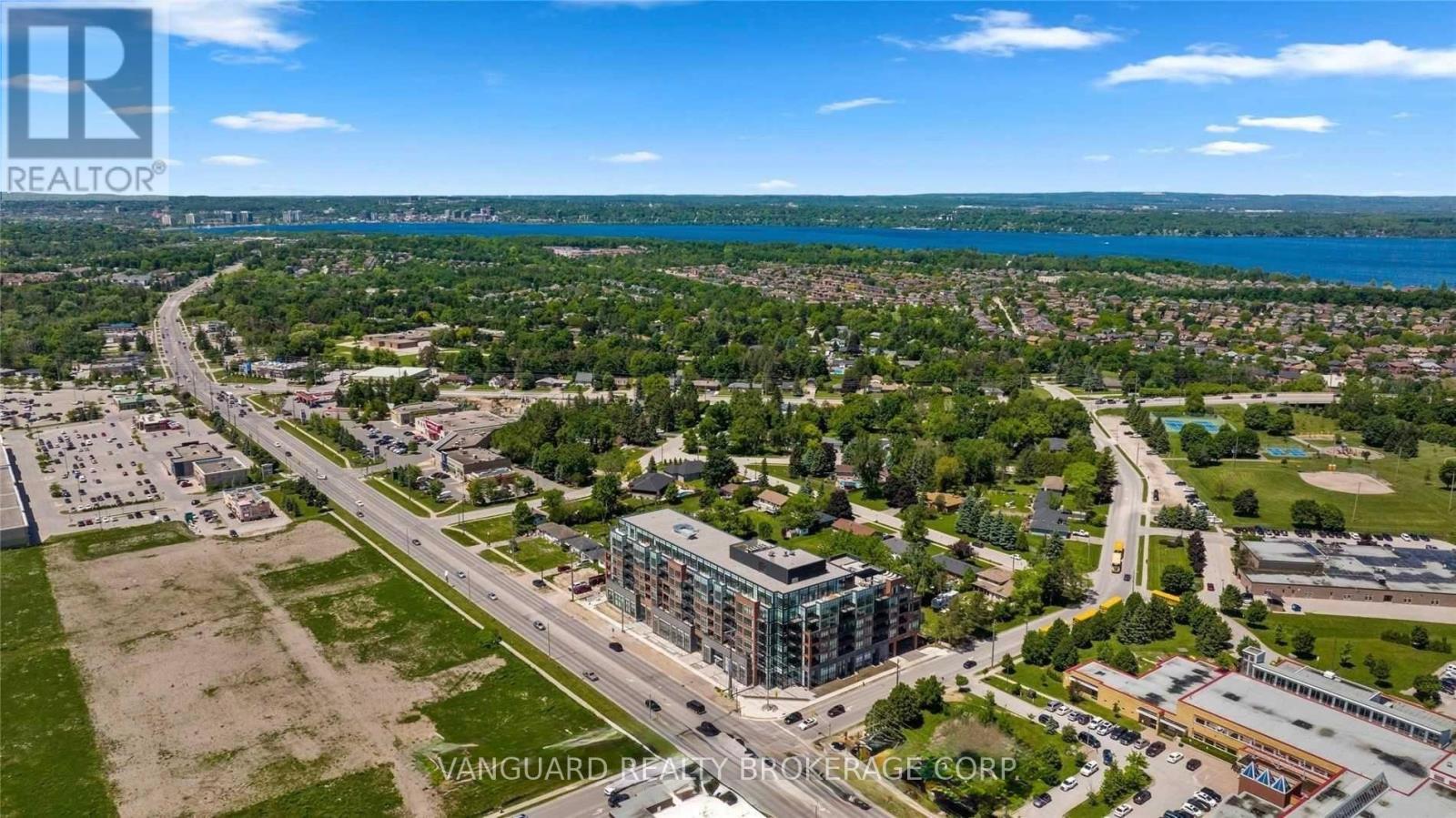 425 - 681 Yonge Street, Barrie, Ontario  L4N 4E8 - Photo 30 - S13088940