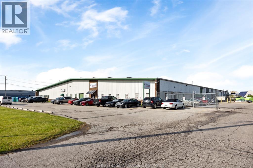 MLS# 26010232: 3181 DEVON Unit# 3, Windsor, Canada