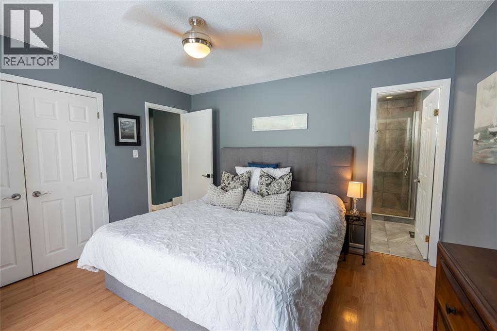 4090 Collingwood Street, Plympton-Wyoming, Ontario  N0N 1J6 - Photo 16 - 26010217