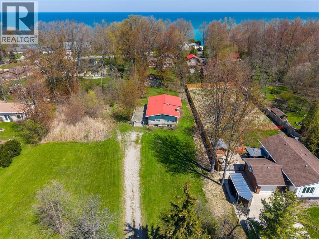 4090 Collingwood Street, Plympton-Wyoming, Ontario  N0N 1J6 - Photo 39 - 26010217