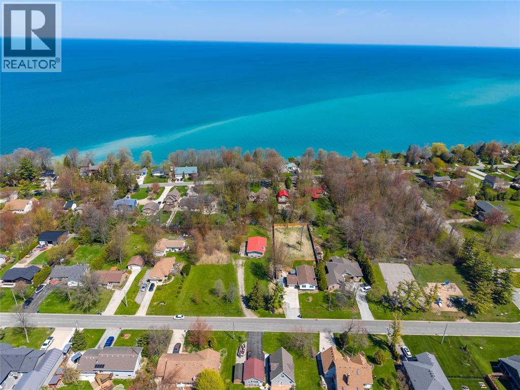 4090 Collingwood Street, Plympton-Wyoming, Ontario  N0N 1J6 - Photo 43 - 26010217