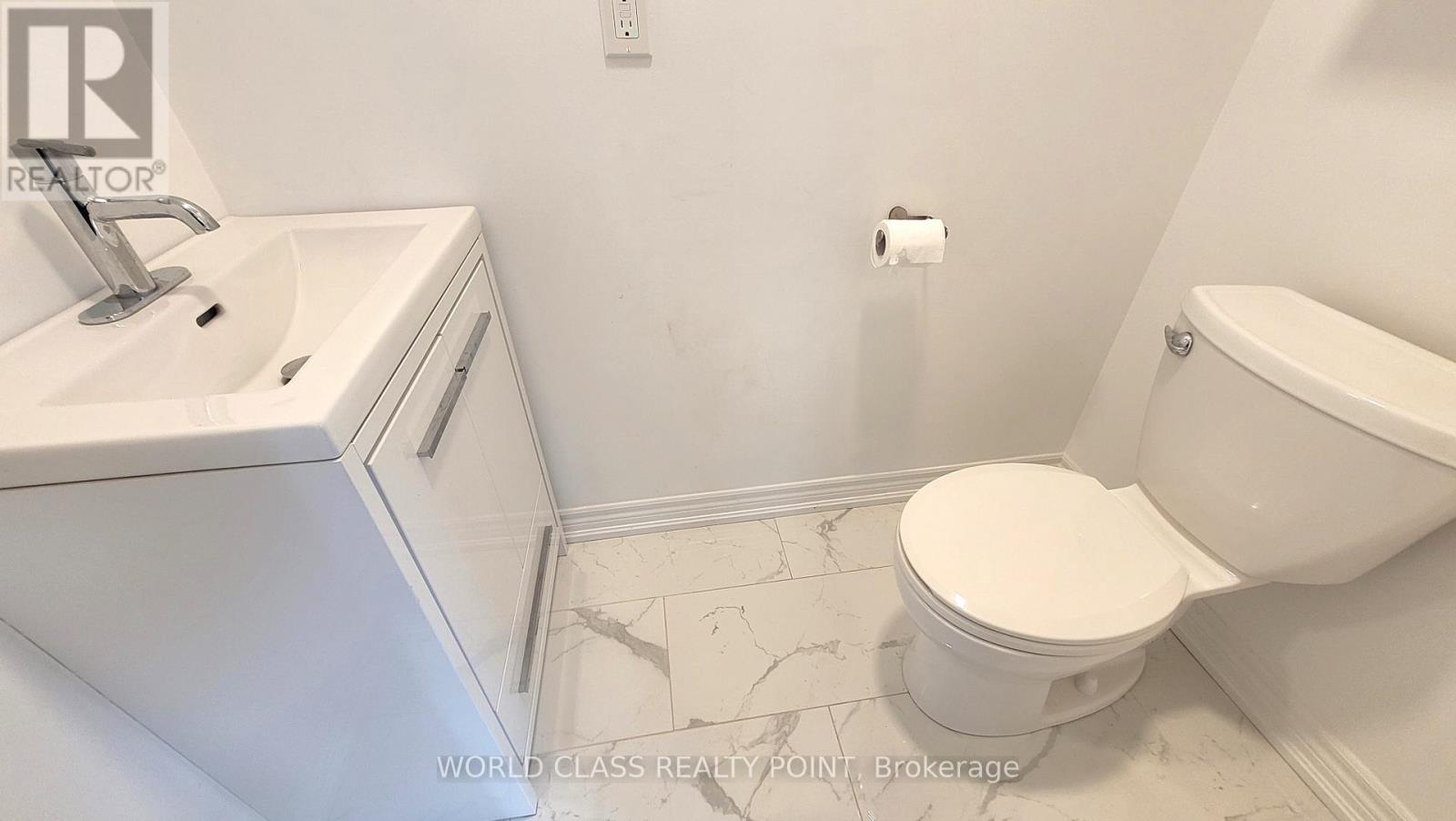 212 - 370 Hopewell Avenue, Toronto, Ontario  M6E 2S2 - Photo 18 - W13038746