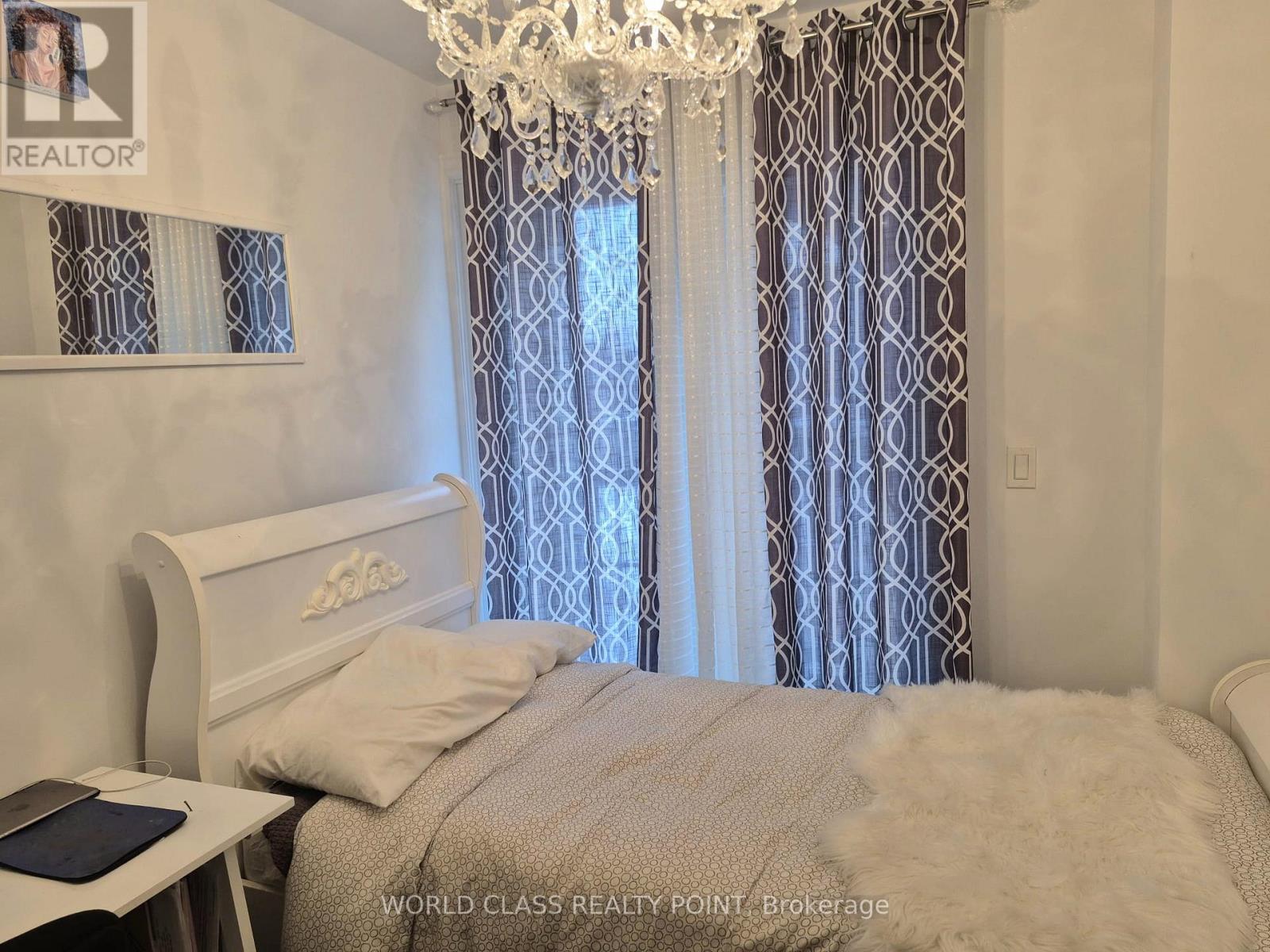 212 - 370 Hopewell Avenue, Toronto, Ontario  M6E 2S2 - Photo 24 - W13038746