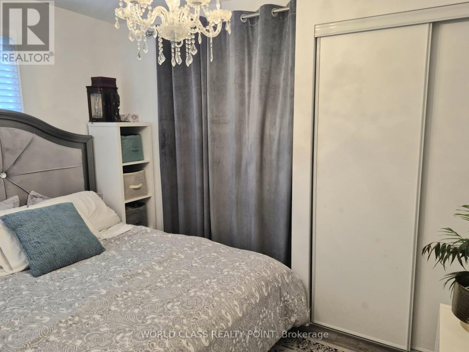 212 - 370 Hopewell Avenue, Toronto, Ontario  M6E 2S2 - Photo 19 - W13038746