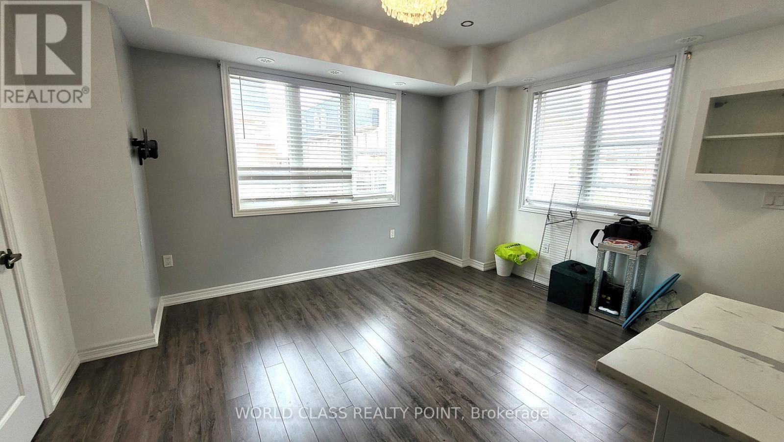 212 - 370 Hopewell Avenue, Toronto, Ontario  M6E 2S2 - Photo 9 - W13038746