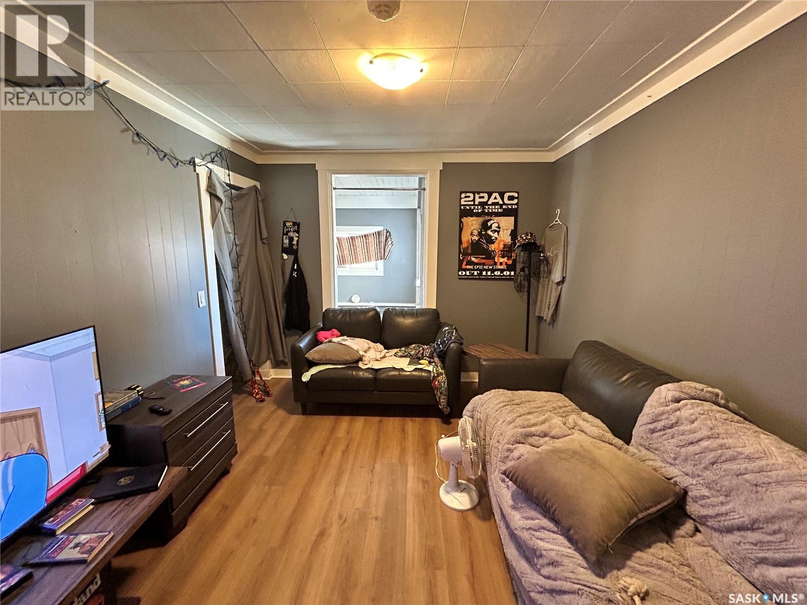 416 J Avenue N, Saskatoon, Saskatchewan  S7L 2K3 - Photo 2 - SK034940